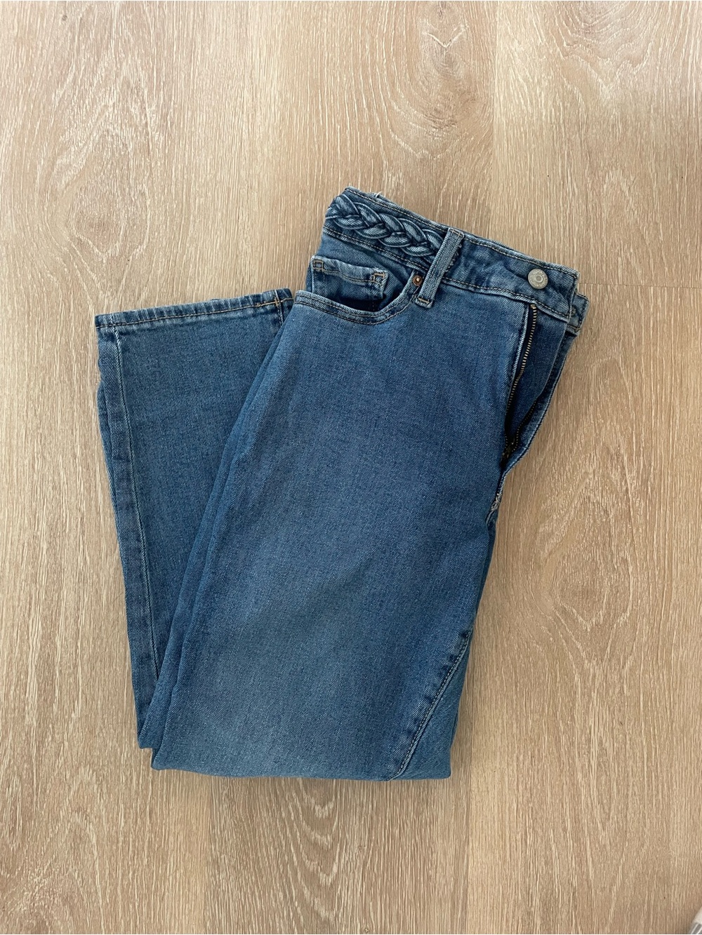 Old Navy Braided-Waist Straight Leg Jeans in Blue Wash